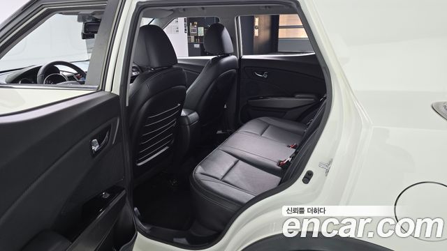 KG Mobility (SsangYong) Tivoli VX 2WD 2017 — фото 11