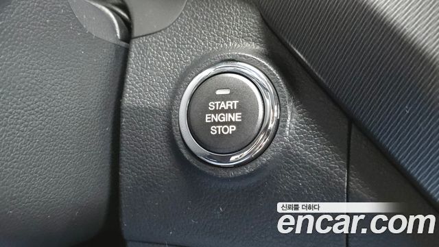 KG Mobility (SsangYong) Tivoli VX 2WD 2017 — фото 18