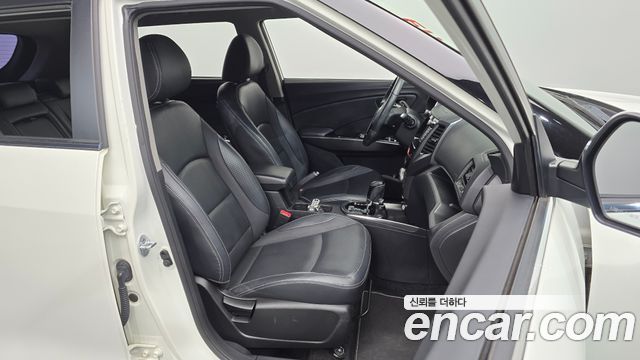 KG Mobility (SsangYong) Tivoli VX 2WD 2017 — фото 26