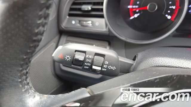KG Mobility (SsangYong) Tivoli VX 2WD 2017 — фото 27