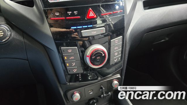 KG Mobility (SsangYong) Tivoli VX 2WD 2017 — фото 28