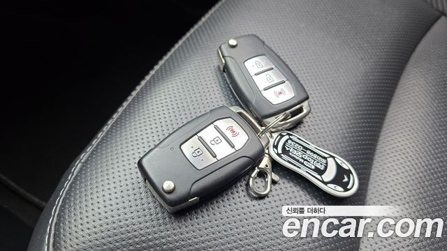 KG Mobility (SsangYong) Tivoli VX 2WD 2017 — фото 30