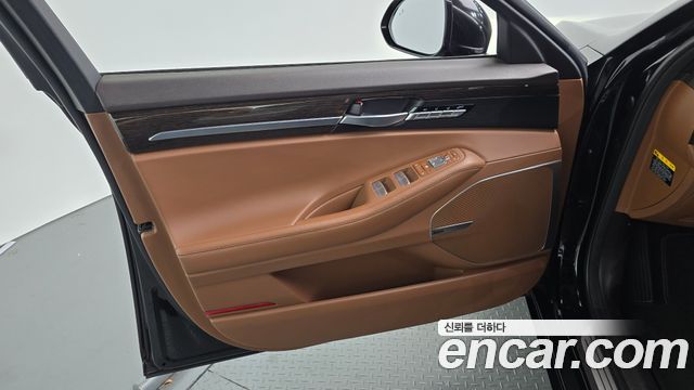 Genesis G90 3.3 T AWD Premium Luxury 2020 — фото 24