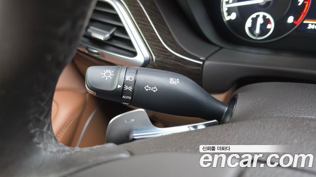 Genesis G90 3.3 T AWD Premium Luxury 2020 — фото 29