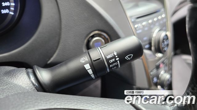 Hyundai Grandeur (HG) HG240 Special 2013 — фото 18