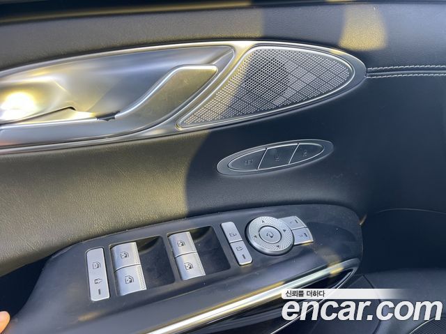 Genesis GV70 2.2 Diesel AWD 2021 — фото 16