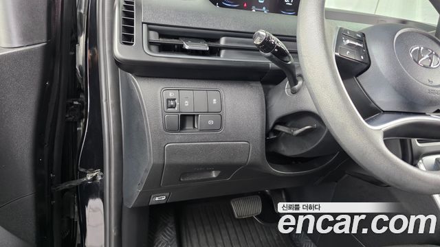 Hyundai Staria Cargo 5-Seater Smart 2022 — фото 6