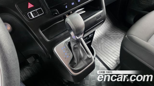 Hyundai Staria Cargo 5-Seater Smart 2022 — фото 18