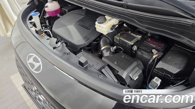 Hyundai Staria Cargo 5-Seater Smart 2022 — фото 24