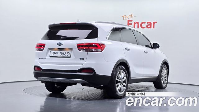 Kia Sorento Diesel 2.0 4WD Noblesse Special 2016 — фото 2