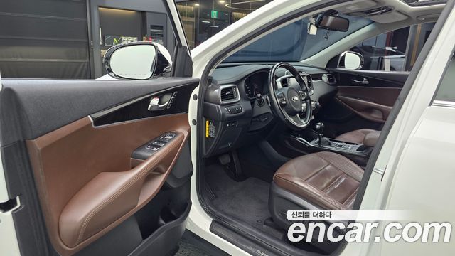 Kia Sorento Diesel 2.0 4WD Noblesse Special 2016 — фото 10