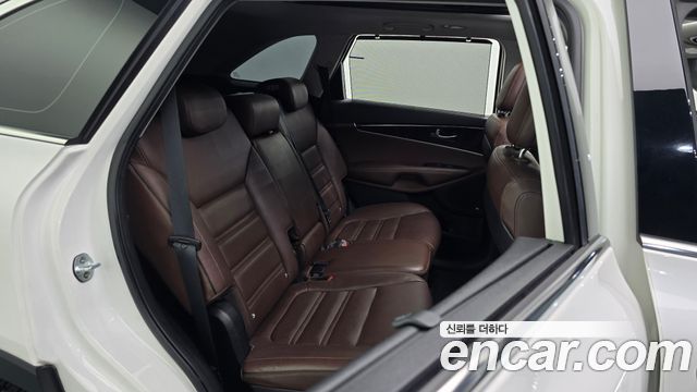 Kia Sorento Diesel 2.0 4WD Noblesse Special 2016 — фото 11