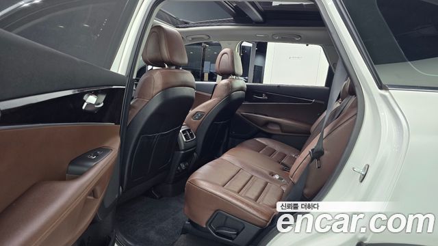 Kia Sorento Diesel 2.0 4WD Noblesse Special 2016 — фото 12