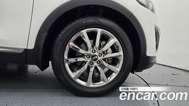 Kia Sorento Diesel 2.0 4WD Noblesse Special 2016 — фото 21