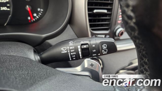 Kia Sorento Diesel 2.0 4WD Noblesse Special 2016 — фото 27