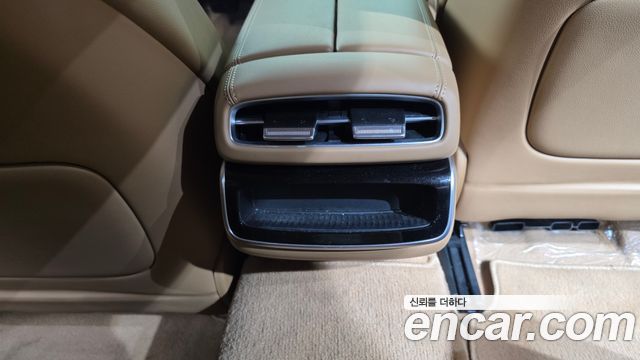 Genesis G80 (RG3) Gasoline 2.5 Turbo 2WD 2025 — фото 35