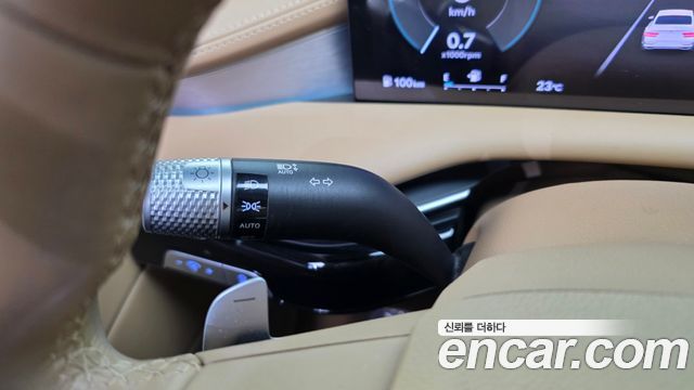 Genesis G80 (RG3) Gasoline 2.5 Turbo 2WD 2025 — фото 37