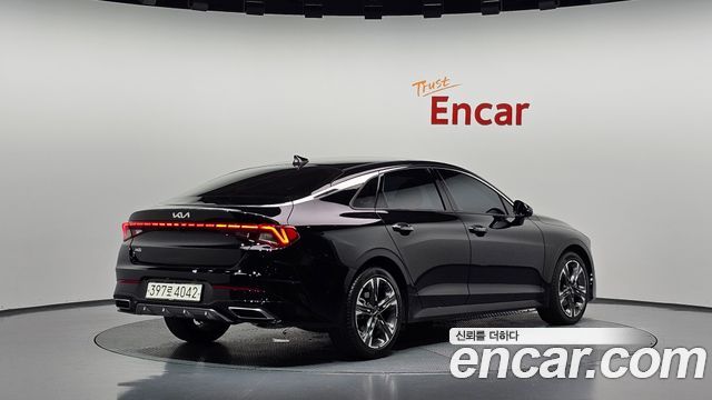 Kia K5 (III) 2.0 Signature 2023 — фото 2