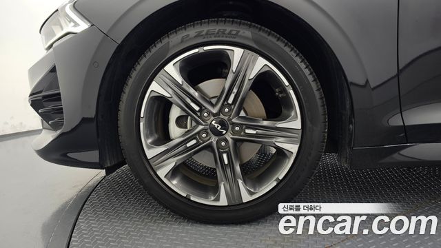 Kia K5 (III) 2.0 Signature 2023 — фото 5