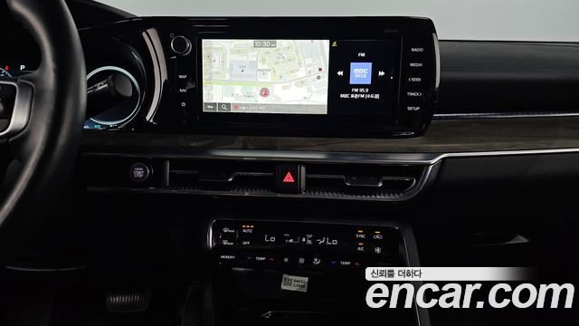 Kia K5 (III) 2.0 Signature 2023 — фото 14
