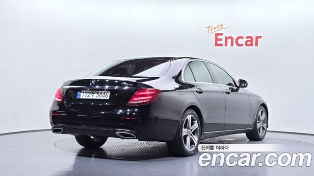 Mercedes-Benz E-Class (W213) E300 Avantgarde 2019 — фото 2
