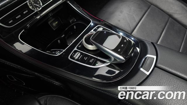 Mercedes-Benz E-Class (W213) E300 Avantgarde 2019 — фото 16