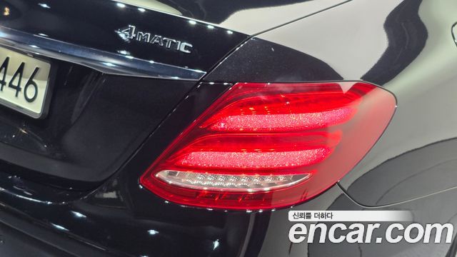 Mercedes-Benz E-Class (W213) E300 Avantgarde 2019 — фото 23