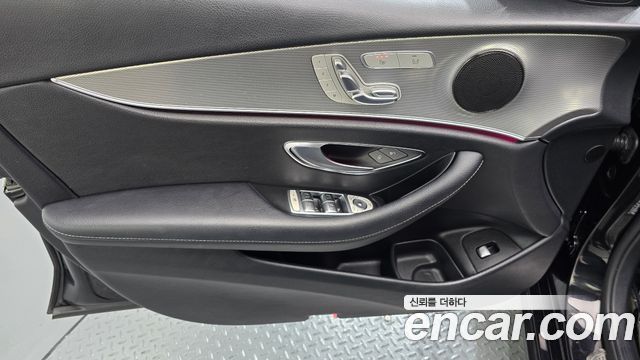Mercedes-Benz E-Class (W213) E300 Avantgarde 2019 — фото 24