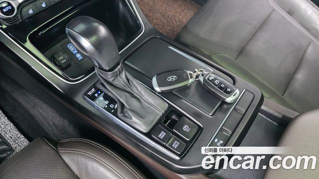 Hyundai Grandeur (IG) 2.4 Premium 2018 — фото 9
