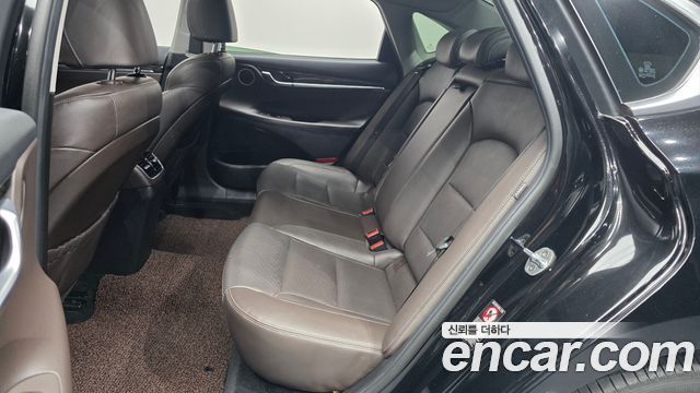 Hyundai Grandeur (IG) 2.4 Premium 2018 — фото 11