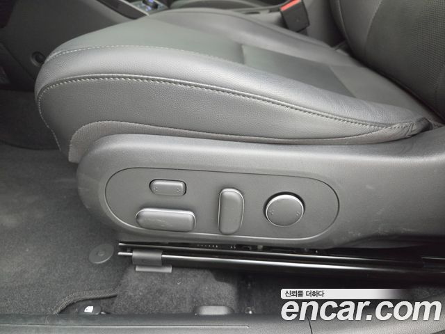 Hyundai Kona (SX2) Gasoline 2.0 2WD Inspiration 2023 — фото 20