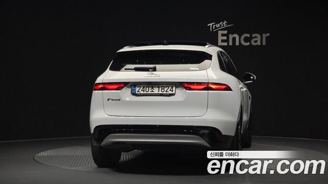 Jaguar F-PACE D200 SE 2021 — фото 4