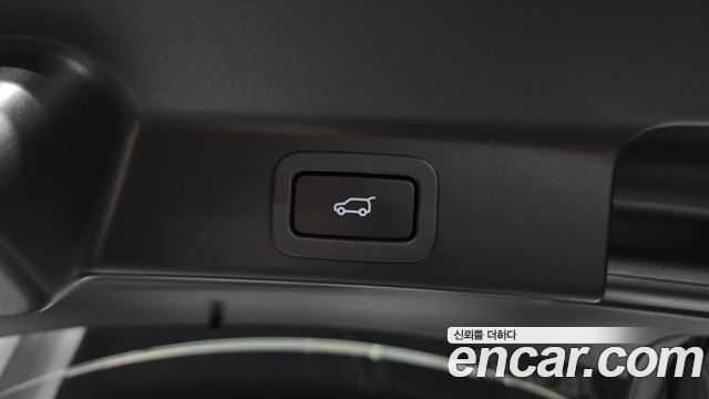 Jaguar F-PACE D200 SE 2021 — фото 20