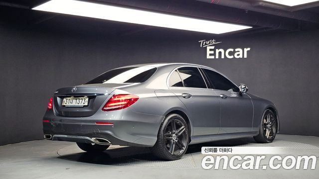 Mercedes-Benz E-Class (W213) E300 AMG Line 2019 — фото 2