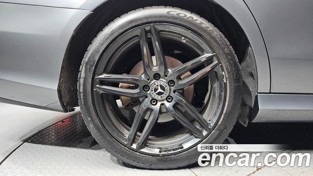 Mercedes-Benz E-Class (W213) E300 AMG Line 2019 — фото 5
