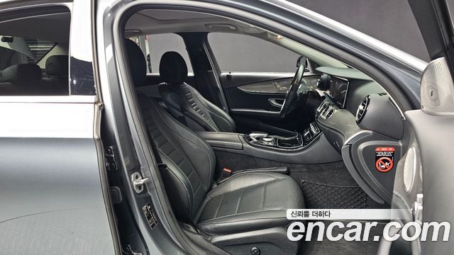 Mercedes-Benz E-Class (W213) E300 AMG Line 2019 — фото 12
