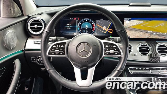 Mercedes-Benz E-Class (W213) E300 AMG Line 2019 — фото 13