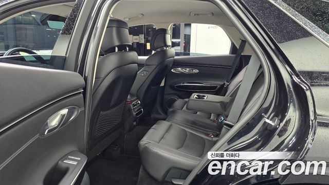 Genesis GV70 2.5T Gasoline AWD 2023 — фото 12