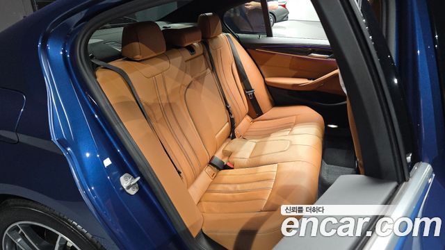 BMW 5 Series (G30) 520i M Sport 2021 — фото 11