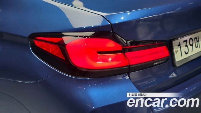 BMW 5 Series (G30) 520i M Sport 2021 — фото 23