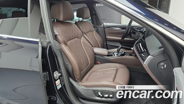 BMW 6 Series GT (G32) 630i xDrive M Sport 2023 — фото 11