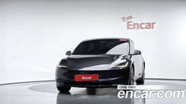 Tesla Model 3 RWD 2025 — фото 3