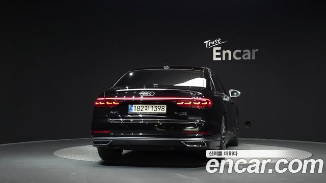 Audi A8 (D5) 55 TFSI Quattro LWB 2021 — фото 4