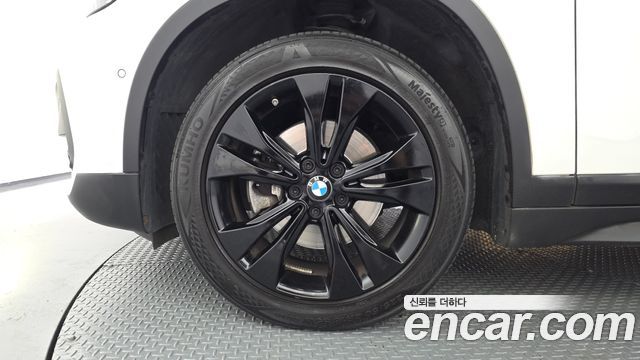 BMW X1 (F48) xDrive 18d Advantage 2020 — фото 5