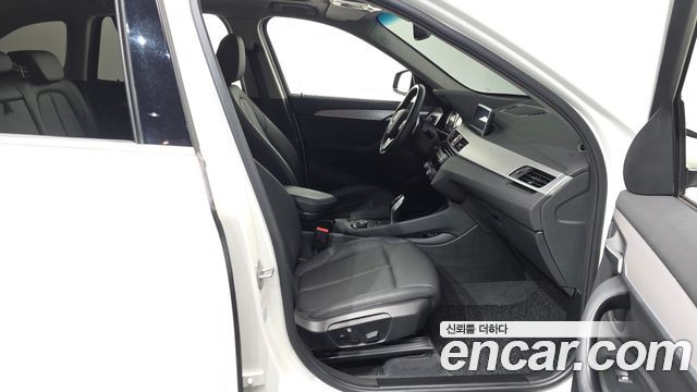BMW X1 (F48) xDrive 18d Advantage 2020 — фото 11