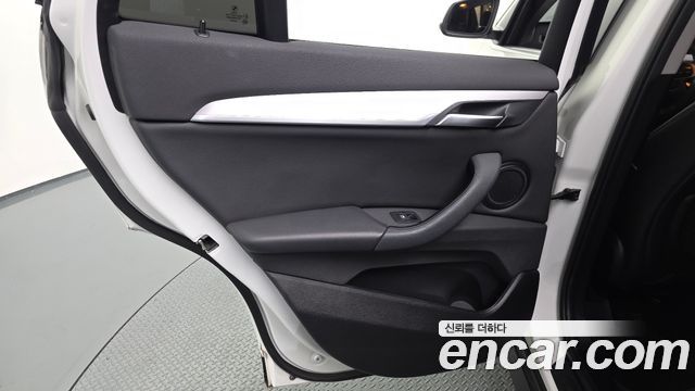 BMW X1 (F48) xDrive 18d Advantage 2020 — фото 25