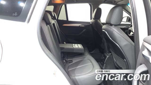 BMW X1 (F48) xDrive 18d Advantage 2020 — фото 26