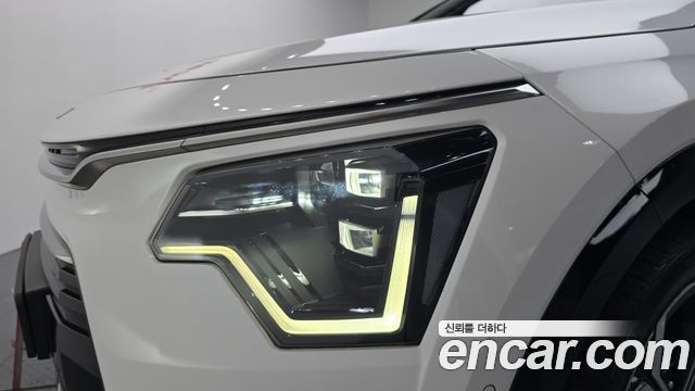 Kia Niro Signature 2022 — фото 22