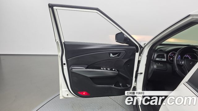 KG Mobility (SsangYong) Tivoli Armor VX 2WD 2018 — фото 24