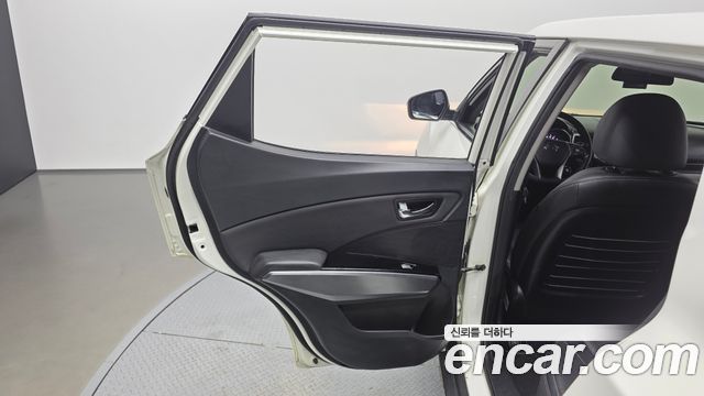 KG Mobility (SsangYong) Tivoli Armor VX 2WD 2018 — фото 25